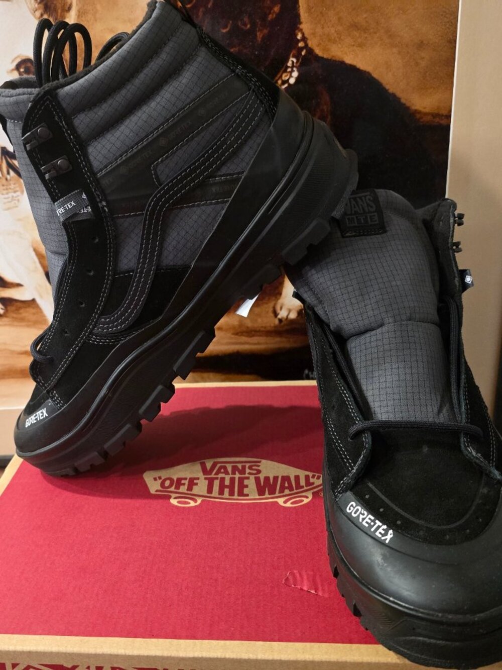 Vans Sk8-Hi GORE-TEX Insulated Black Black VN000DARBKA Men's SIZE 10 US NEW